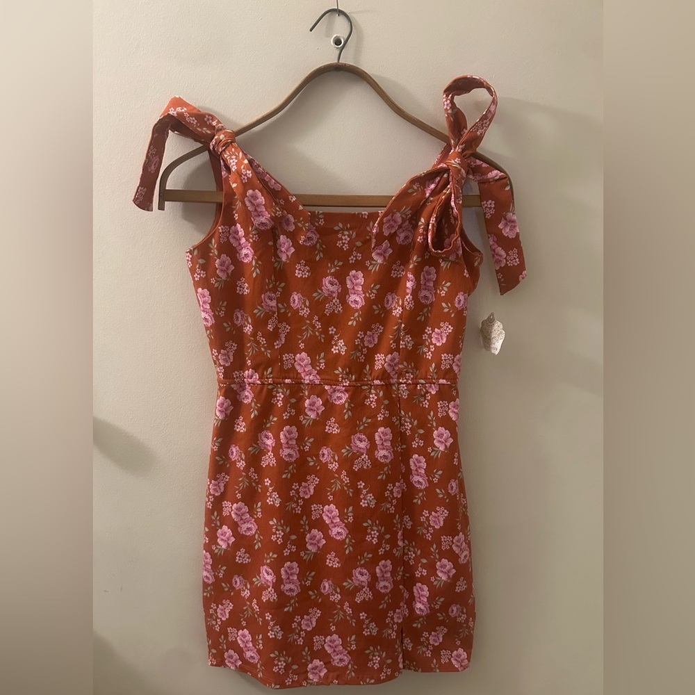 NWT Altar’d State dress tie bow sleeves floral